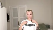 пришла в гости