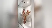пикапер трахает стоя сзади