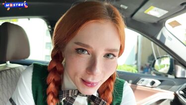 Студентки в трусиках: Подвез рыжую студентку и получил благодарность глубокой глоткой