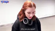 попросила разделить номер