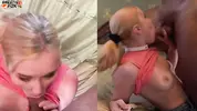 получает сперму парня на язык