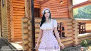 приехал в деревню и встретил старую знакомую