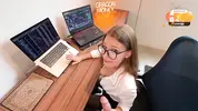 отвлек от компьютера хуем за щеку