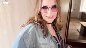 телка с ломкой пришла к богатому бывшему однокласснику