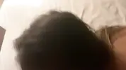 девка снова сосет хуй