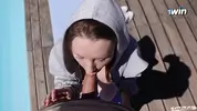 отсасывает соседу член возле бассейна в горах