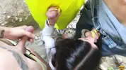 Кэтти сосет три члена на стройке