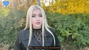 скромный парень знакомится с блондинкой на улице