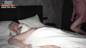 отчим пробрался ночью в спальню падчерицы