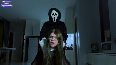 Трах до анального кремпая в пародии на фильм "Крик"