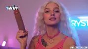 заменила вибратор на самотык