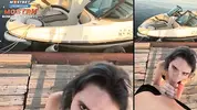 лапает грудь, пока мужик кончает на палубу