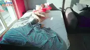 принес стакан воды сестренке с бодуна