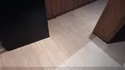 пасынок наблюдает за голой мачехой в БДСМ наряде