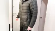 выпроваживает парня из дому для утех с отчимом