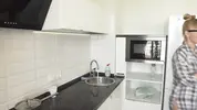 милфа вызывает сантехника починить кран