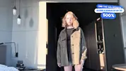 рыжая девка в коротких шортах хочет секса