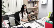 парень пришел к докторше за справкой