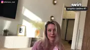 учительница сосет хуй мужу перед работой