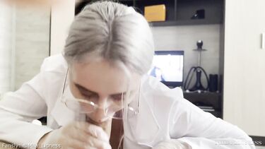 Медсестры: Медсестра вылечила синдром вялого члена минетом и еблей