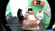 русская фармацевтка впаривает доктору лубрикант