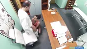 медсестра сосет хуй врачу в халате