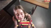 на коленях сладко сосет ствол бойфренда