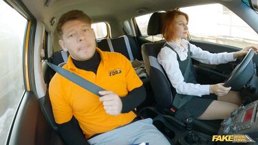 Michael Fly: Экзаменатор автошколы трахает молодую рыжую практикантку после поездки