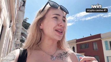 в путешествии: Горячие кадры блога Беллы Мур, снятые в Евротуре