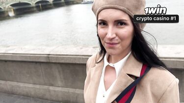 туристка: У меня есть еще один Бег Бен для вас! Русская туристка трахается в Лондоне в отеле