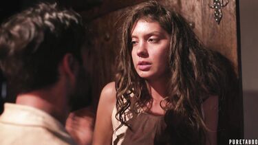 Elena Koshka: Поиск ресурсов в условиях постапокалипсиса