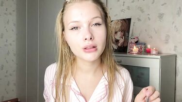 после душа: Никакая она не порно актриса, а бьюти блогер!