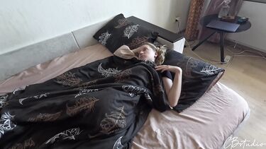 Нужно же как-то наказать за пьянку свою падчерицу!