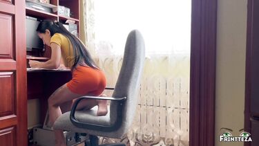 Мачеха, я помогу тебе с компом, но только сначала выебу тебя!