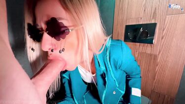 Я очень хочу серьёзных отношений, поэтому потрахаюсь с тобой в сортире!