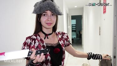 хэллоуин: Сладость или гадость? Вика Сан нашла в попкорне хуй!